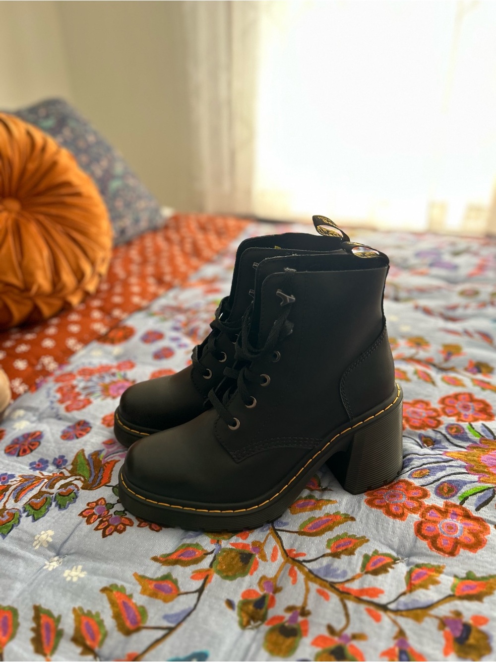 Dr. Martens - size 10